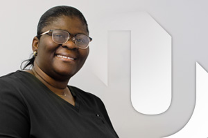 Dr. Jola Oguntoba