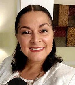 Dr. Sonia Thibault