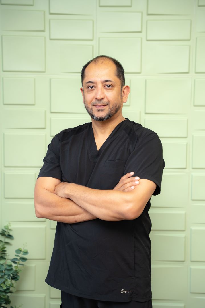 Dr. Mansur Roy