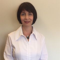 Dr. Maria T