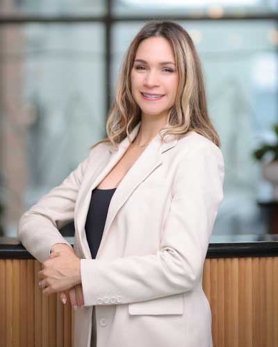 Dr. Niloofar Bahar