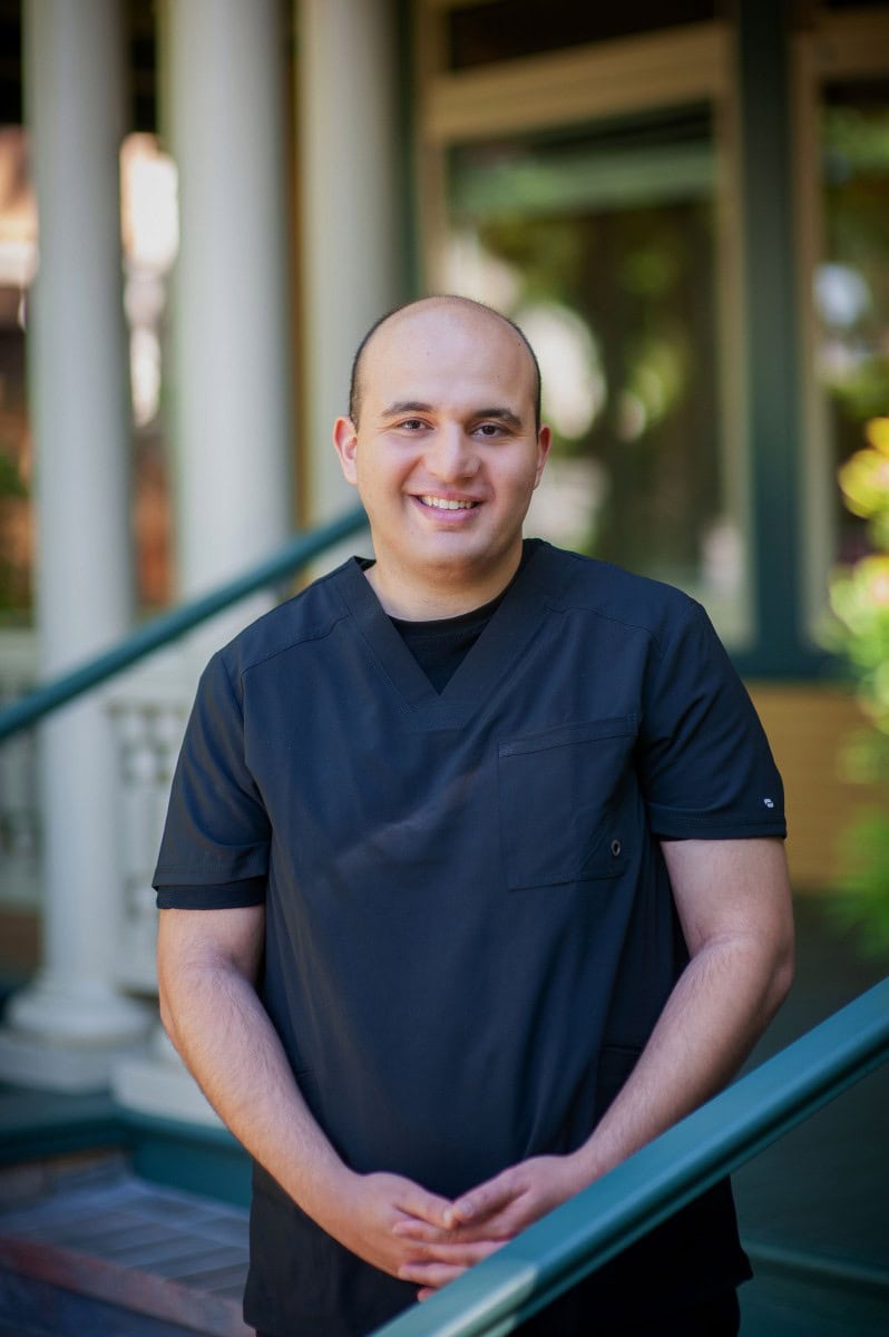 Dr. Hassani