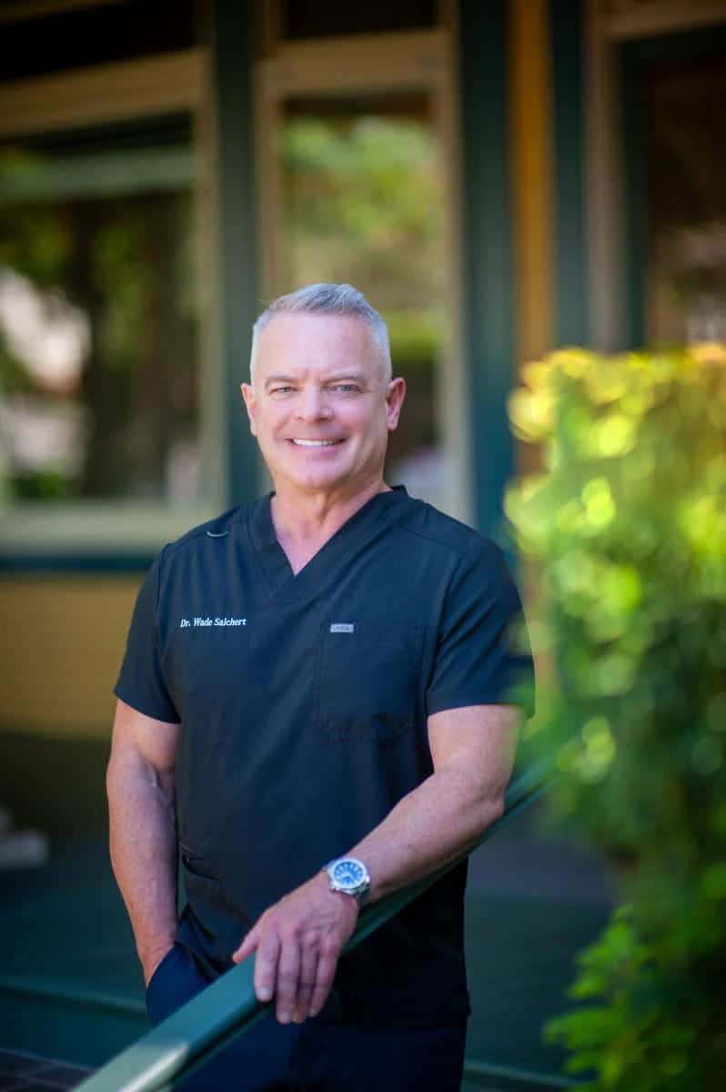Dr. Salchert