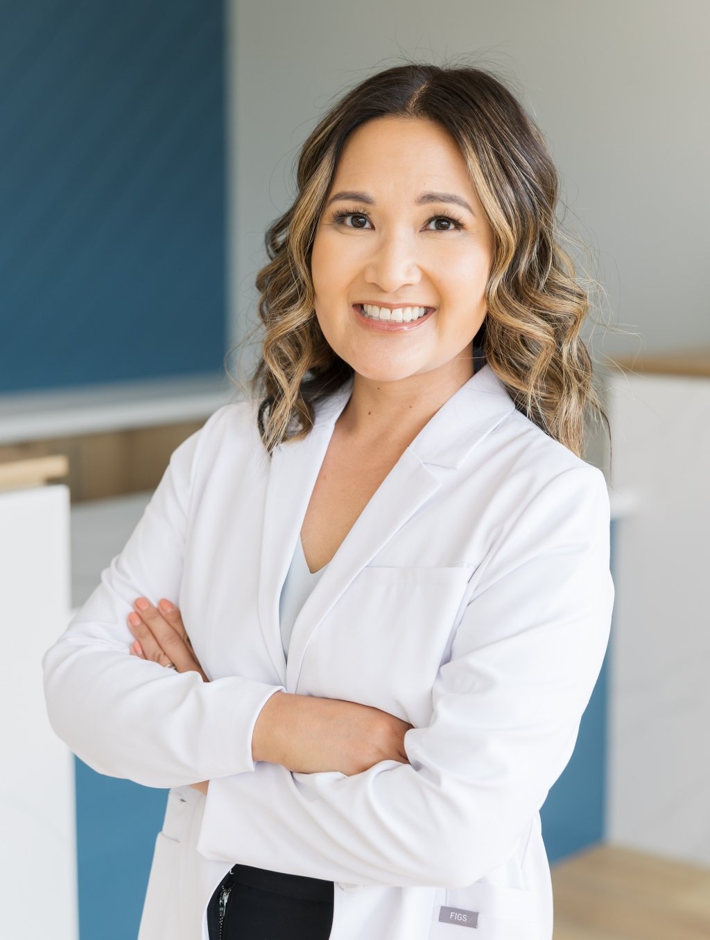 Dr. Ashley Phuong