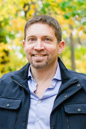Dr. Baker Akad