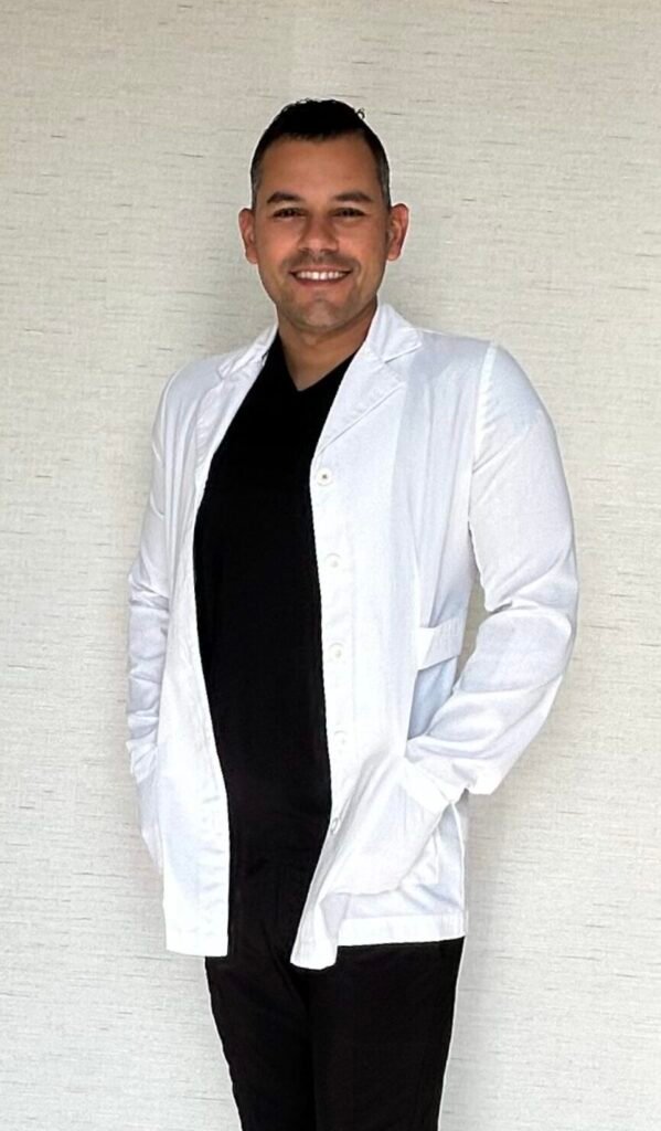Dr. David Dimian