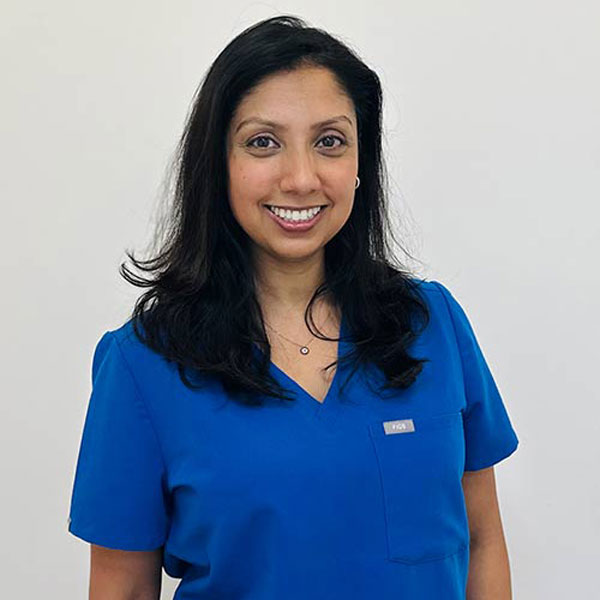 Dr. Monika Amlani
