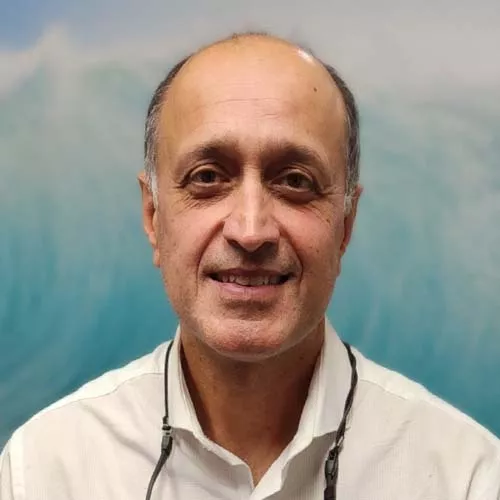Dr. Peter Jhauj