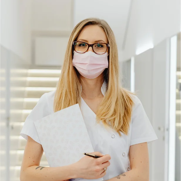 Dr. Alina Nanda