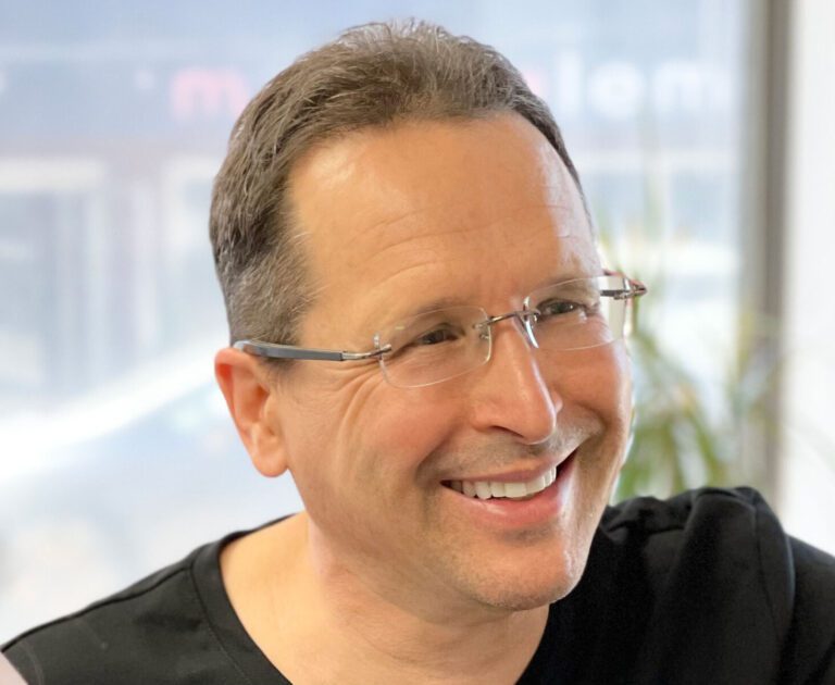 Dr. Dirk A. Thompson