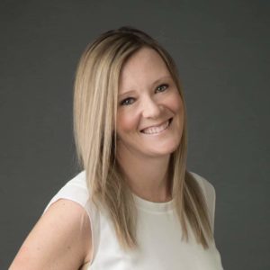 Dr. Lindsay Davidson