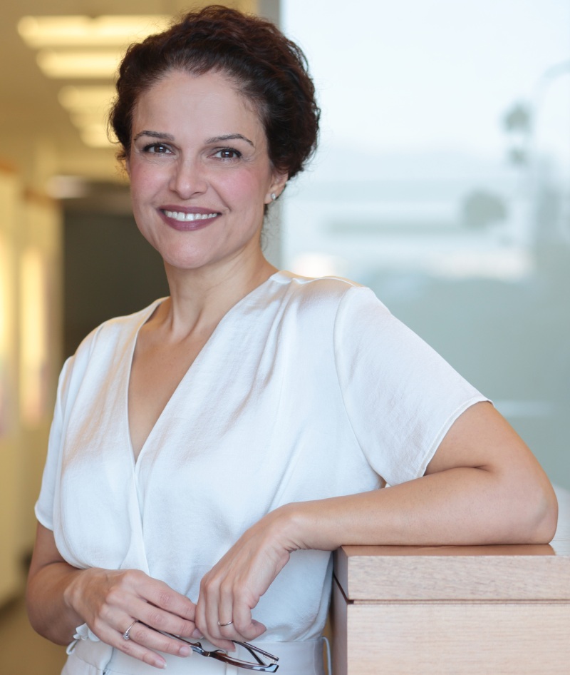 Dr. Nilou Shirzad