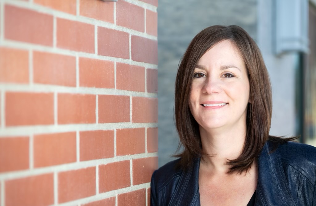 Dr. Christine Bell