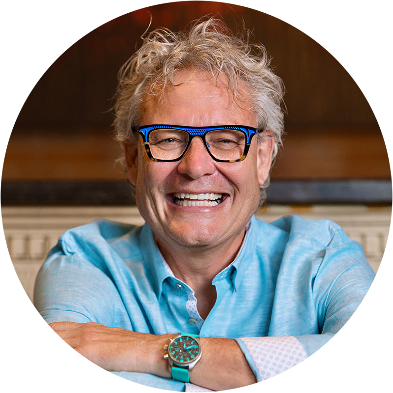 Dr. J. Eric Selnes