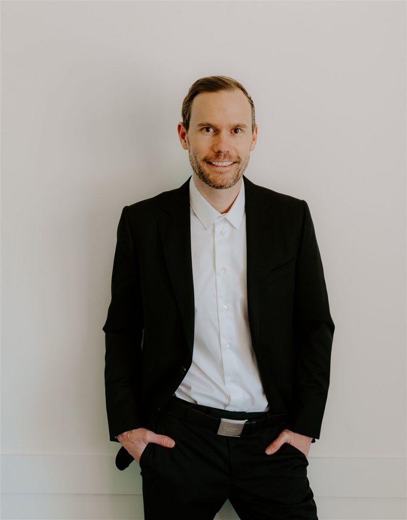 Dr. Brett Shkopich
