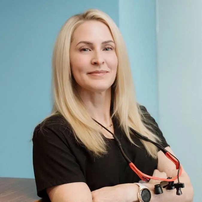 Dr. Elsa Oberg