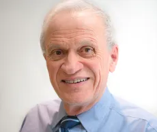 Dr. Murray Hennings