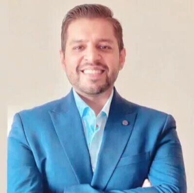 Dr Puneet Pasricha